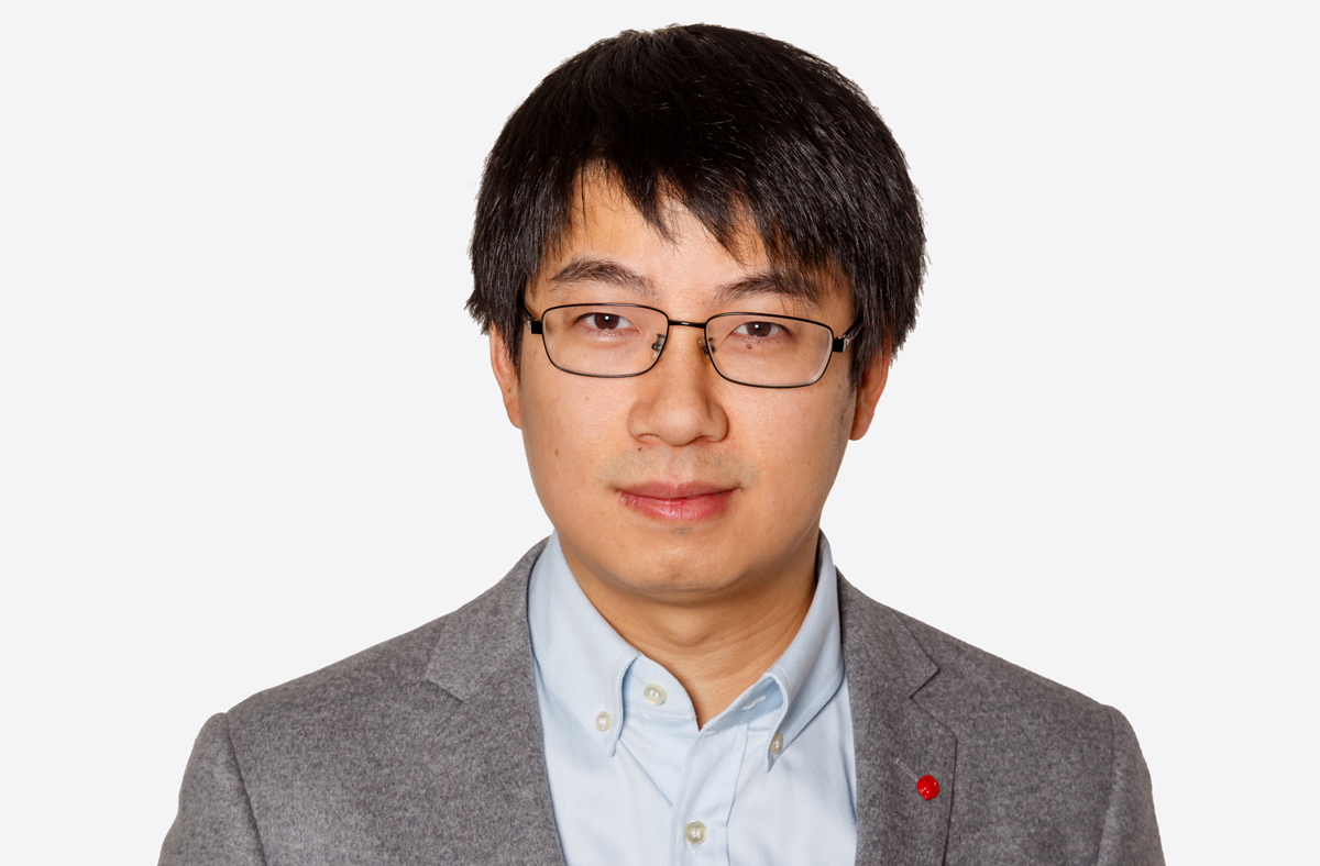 Portraitfoto von Professor Libo Yan