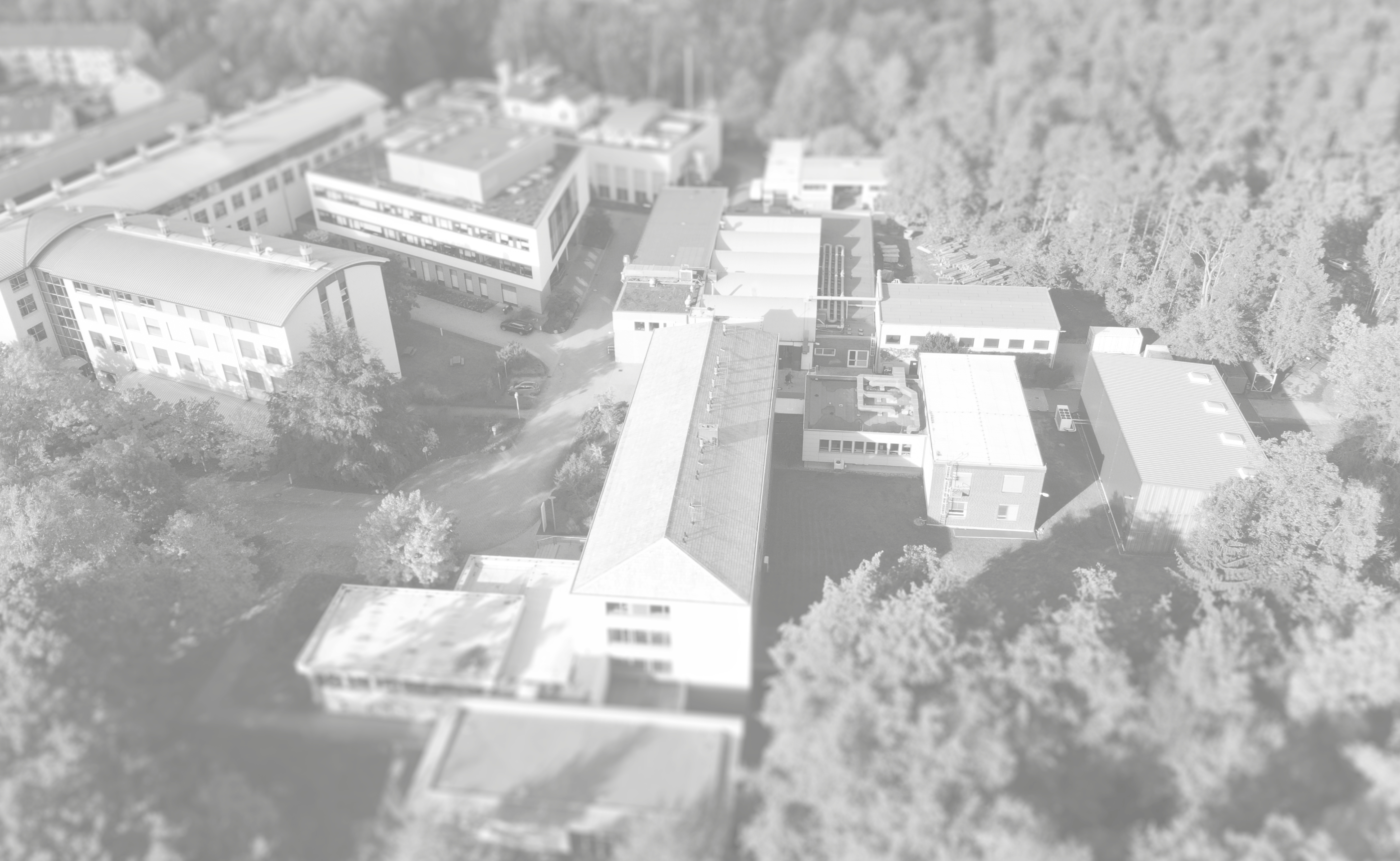 Fraunhofer WKI – Hauptstandort in Braunschweig (Luftbild) Luftaufnahme der Gebäude des Fraunhofer WKI auf dem Hauptcampus in Braunschweig.