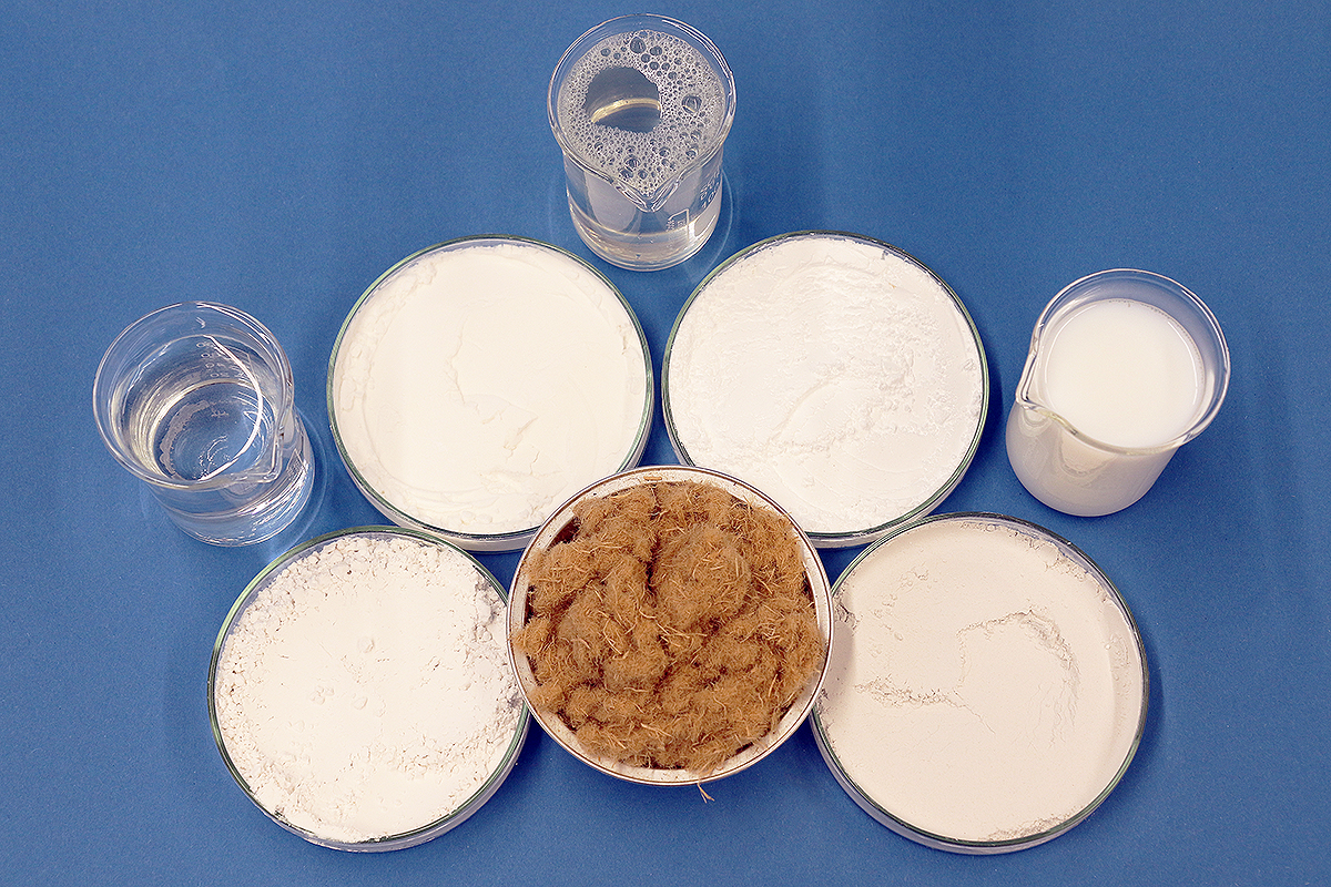 Picture of the constituents for the glimmer-protected wood-fiber insulation